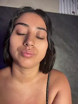 Valentinne z online show from June 4, 10:21 am