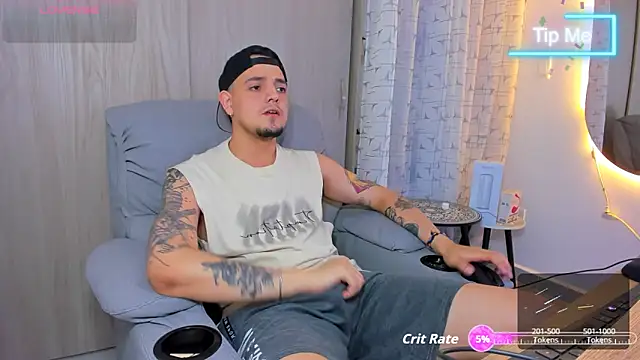 alejandro calderon1 online show from September 29, 5:23 am