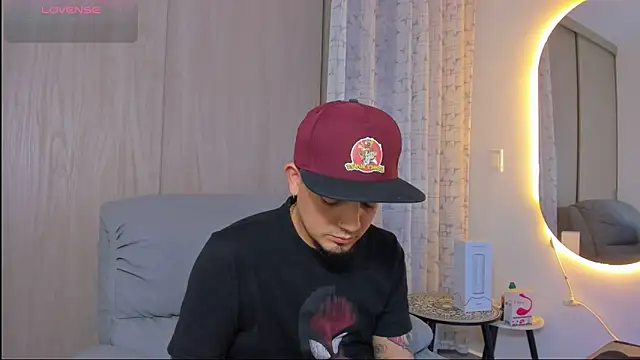 alejandro calderon1 online show from November 23, 2:55 am