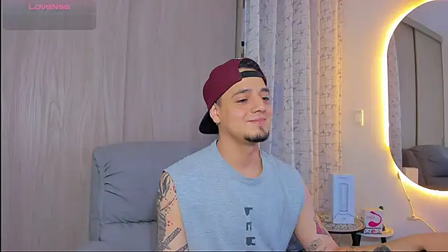 alejandro calderon1 online show from November 25, 4:23 am