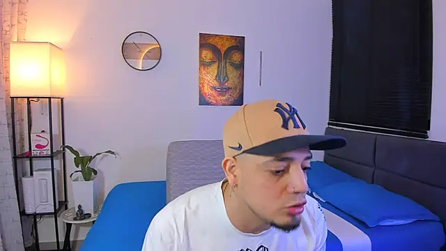 alejandro calderon1 online show from June 9, 3:07 am