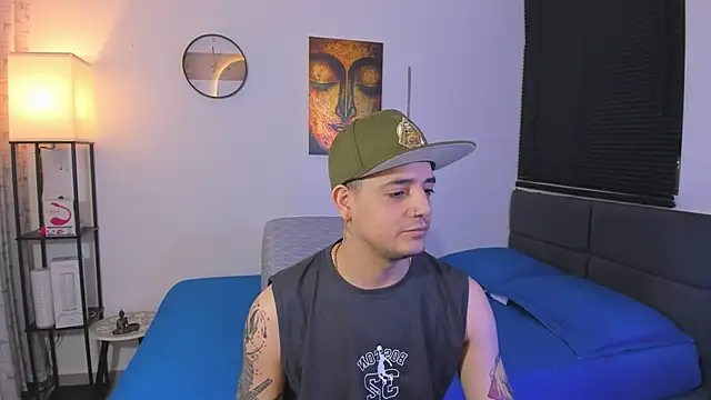 alejandro calderon1 online show from June 29, 3:02 am