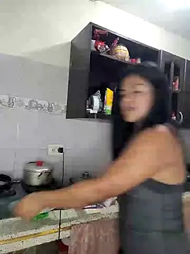 Hannah-grace online show from December 3, 1:32 pm
