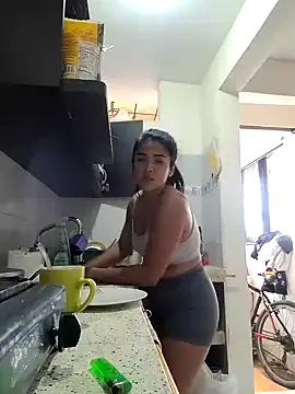 Hannah-grace online show from December 16, 5:43 pm