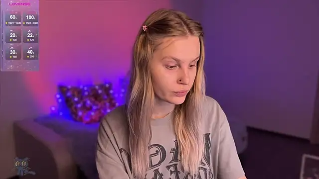 Chanel Gill online show from January 24, 9:06 am