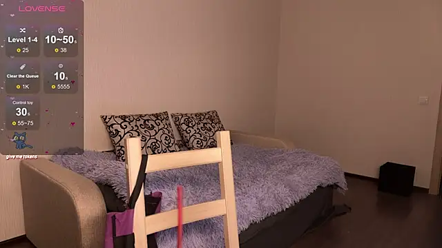 Chanel Gill online show from March 4, 9:43 pm