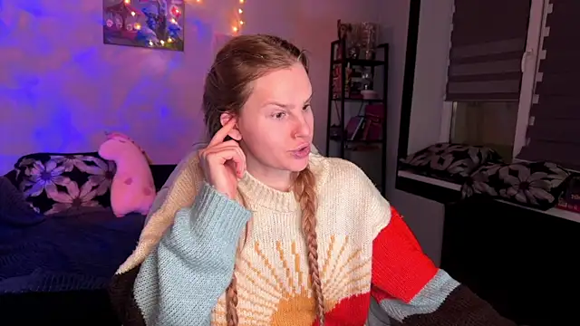 Chanel Gill online show from January 9, 5:21 am