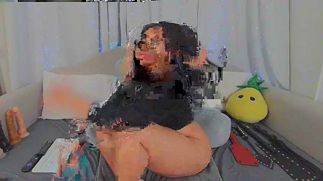 Snapshot of MeghanXO chatting on March 14, 10:48 pm MeghanXO online show from March 14, 10:48 pm