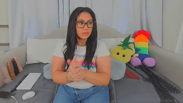 Snapshot of MeghanXO chatting on March 22, 12:52 pm MeghanXO online show from March 22, 12:52 pm