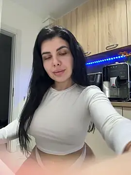 Snapshot of Scarlett-Dream chatting on February 17, 7:05 am Scarlett-Dream online show from February 17, 7:05 am