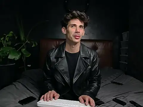 DanielCrush1 online show from September 26, 9:41 pm