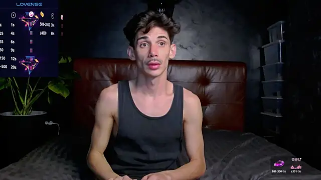 DanielCrush1 online show from November 4, 2:05 pm