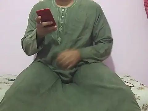 Snapshot of foxsanSs chatting on April 6, 9:05 pm foxsanSs online show from April 6, 9:05 pm