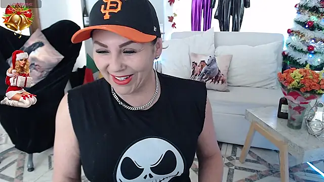 Myrnasexxx online show from December 13, 3:54 pm