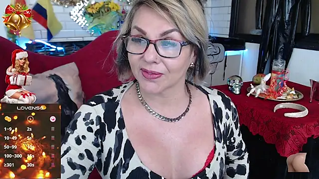 Myrnasexxx online show from December 28, 7:01 pm