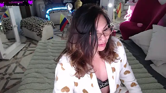 Myrnasexxx online show from June 5, 10:43 am