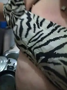 Myrnasexxx online show from July 27, 1:01 am
