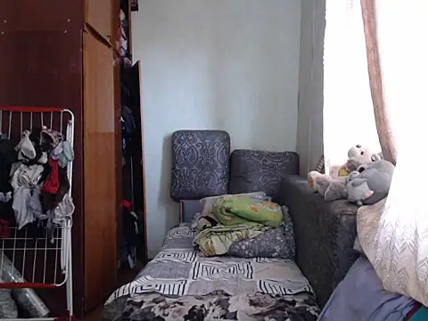 Snapshot of BustyBlond chatting on January 4, 10:05 am BustyBlond online show from January 4, 10:05 am
