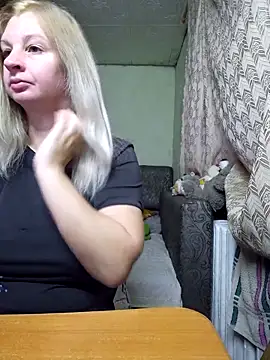 BustyBlond online show from November 3, 4:25 am