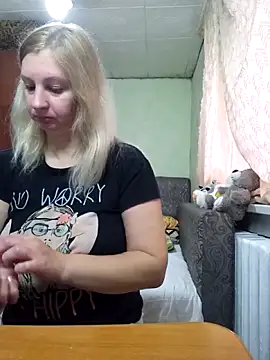 BustyBlond online show from November 11, 6:02 am