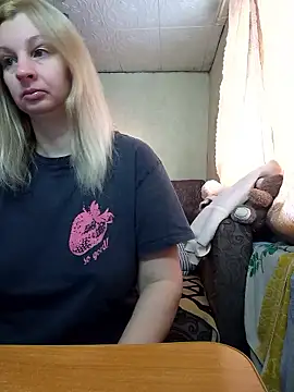 BustyBlond online show from January 13, 6:08 am