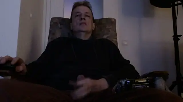 Cordt27 online show from October 7, 5:43 pm