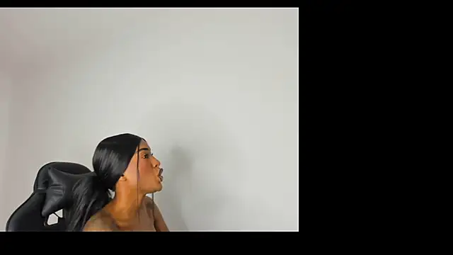 Emattaylor online show from January 28, 11:17 am