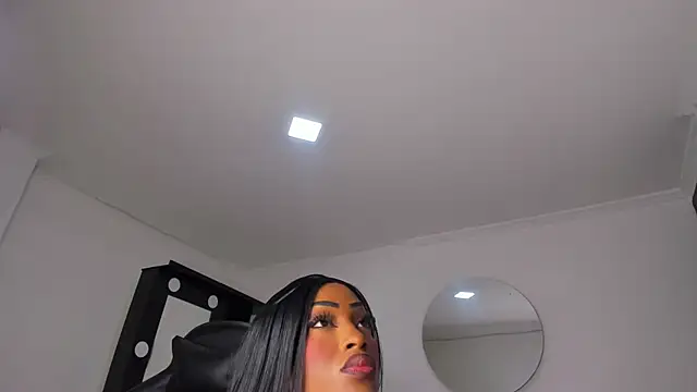 Emattaylor online show from December 3, 10:57 am