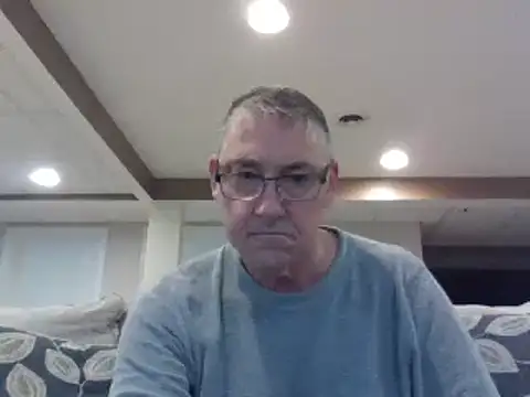 takeitall101 online show from February 23, 8:33 pm