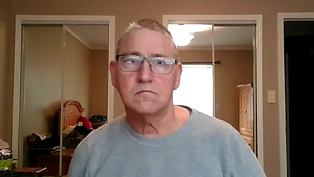 Snapshot of takeitall101 chatting on February 15, 4:03 pm takeitall101 online show from February 15, 4:03 pm