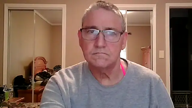 Snapshot of takeitall101 chatting on February 22, 6:39 pm takeitall101 online show from February 22, 6:39 pm