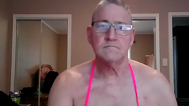 Snapshot of takeitall101 chatting on February 27, 3:45 pm takeitall101 online show from February 27, 3:45 pm