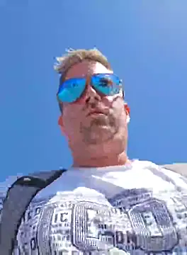 Trucker Hunter online show from October 10, 12:37 pm