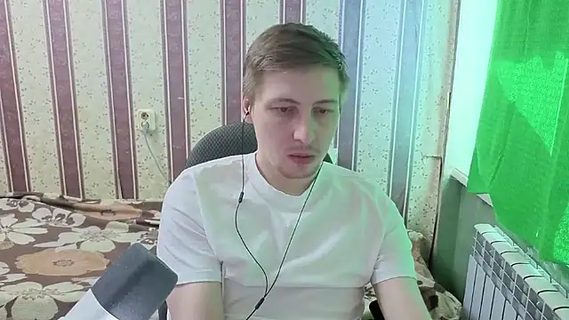 darienlarge online show from March 28, 10:48 am