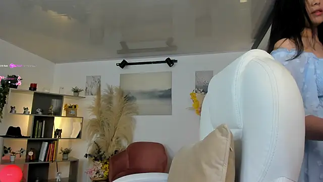 Alexandra ra online show from December 7, 3:52 pm