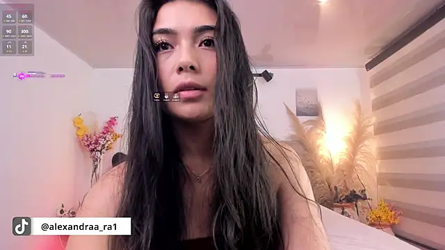 Alexandra ra online show from February 17, 4:53 am