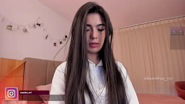 Alexandra ra online show from October 6, 8:06 pm