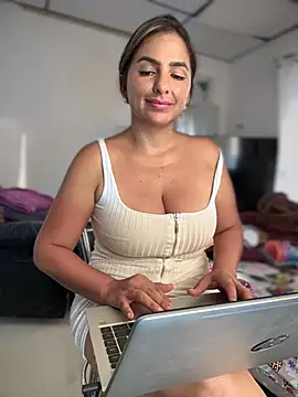 sammyqueenx21 online show from January 29, 10:32 pm