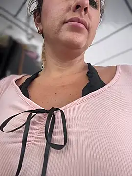 sammyqueenx21 online show from January 30, 3:29 pm