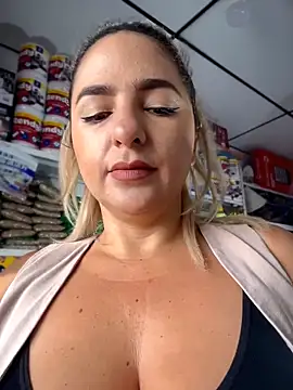 sammyqueenx21 online show from February 9, 1:37 pm