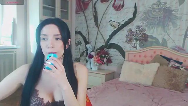 AliciaBow online show from March 1, 12:29 pm