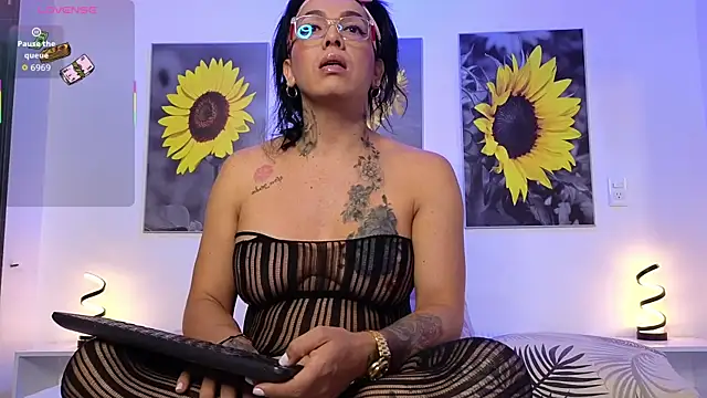 KataLehlla online show from January 11, 12:10 pm