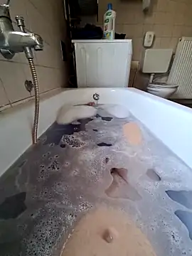 Snapshot of toeloverlive chatting on February 11, 8:26 am toeloverlive online show from February 11, 8:26 am