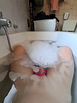 Snapshot of toeloverlive chatting on October 20, 8:48 am toeloverlive online show from October 20, 8:48 am