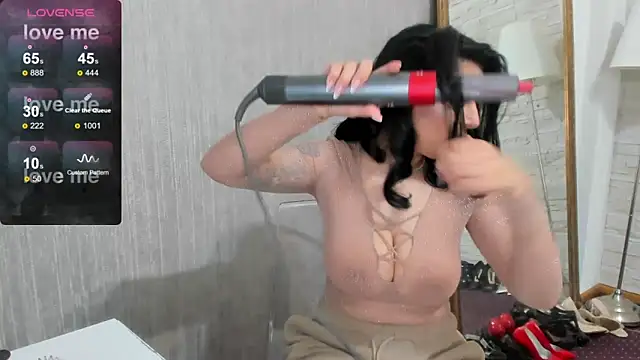 ElisaBaxter online show from February 11, 8:48 am