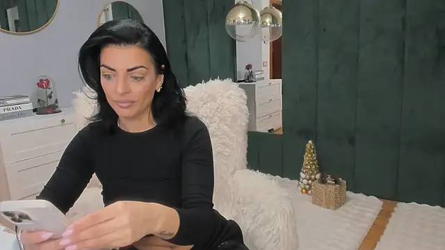 ElisaBaxter online show from January 9, 5:10 am