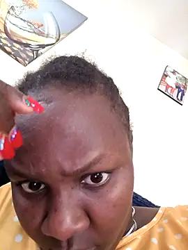 Toomuchbooty33 online show from September 14, 1:54 pm