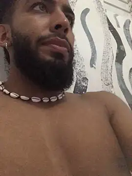 Snapshot of Alessandro__Rossi chatting on December 8, 6:01 am Alessandro  Rossi online show from December 8, 6:01 am