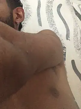 Snapshot of Alessandro__Rossi chatting on December 14, 1:06 am Alessandro  Rossi online show from December 14, 1:06 am