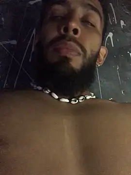 Snapshot of Alessandro__Rossi chatting on December 15, 6:07 am Alessandro  Rossi online show from December 15, 6:07 am